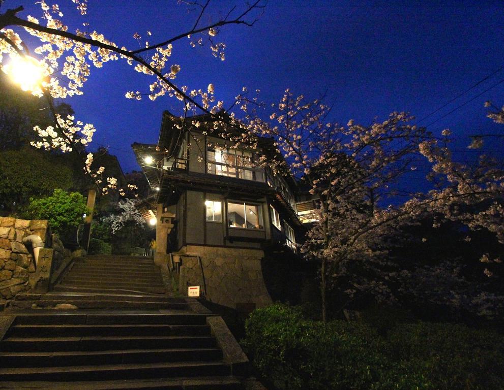 Onomichi Guest House Miharashi-Tei Kültér fotó